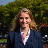 Julia Van Mens