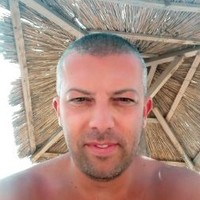 Kallos Robert
