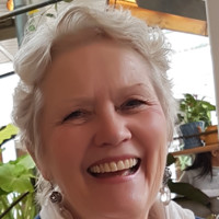 Mari Webster