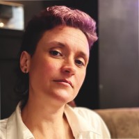 Cynthia Van Den Dam