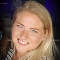 Stefanie van der Burg