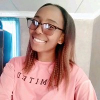 Emma Mahole