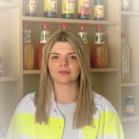 Juliane Burbaud