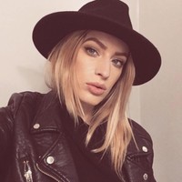 Nicki Skalamera