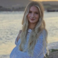 Caitlin Gray
