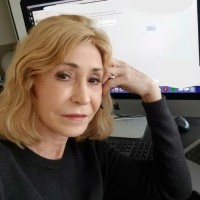 Linda Robertson - NOT LOOKING FOR WORK