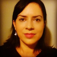 Viviane Barros