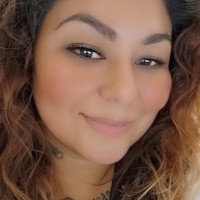 Myriam Flores