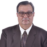 Roberto González González