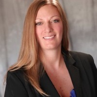 Lisa L Monnette