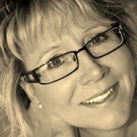 Sarahjane Marchant MNAEA