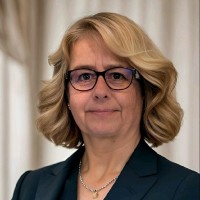 Claudia Schmenger