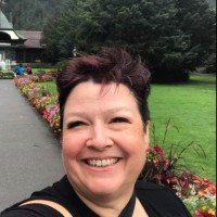 Glynis Murray