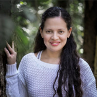 Veronica Reyes De La Puerta