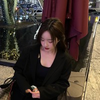 李扬雁凝