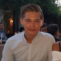 Damian Bakker