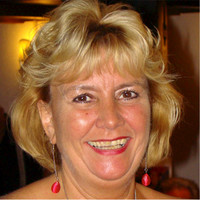 Jolanda Lavue
