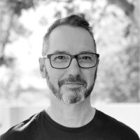 Neil Thom