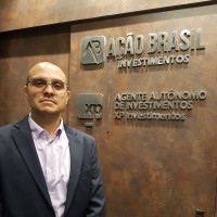 Gustavo Lyra
