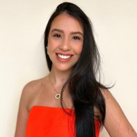Lais M.