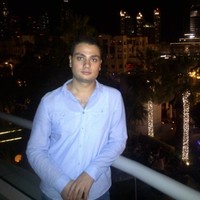 Dдииy Khouly