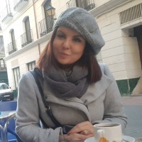 Vania Maureen Acuña Calderón