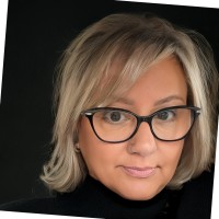 Lisa Bellmore (She/Her)