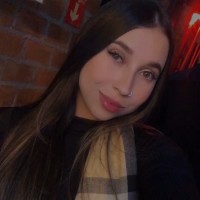 Stefani Almeida