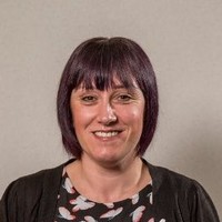 Julie Meaking