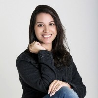 Larissa Caroline Pereira Castro