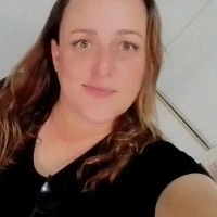 Débora Linhares
