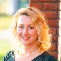 Cynthia Van Florestein