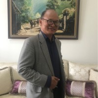 Dr. Tumbur M. Silalahi, SE,SH,MM