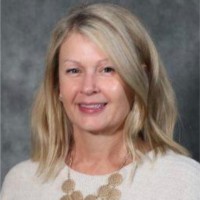 Leslie Hall, Ains