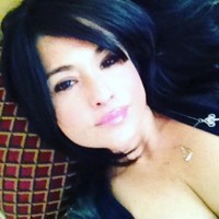 Collegen Gold Drinks Elizabeth Cardoza