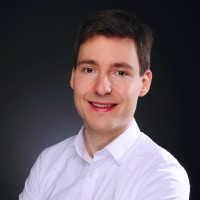 Dr. Sven Baumholzer