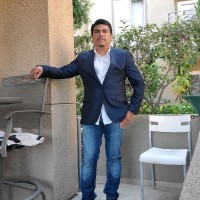 Robert Rivas