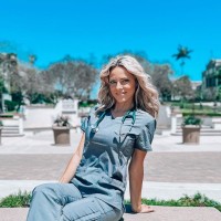 Elizabeth Zdralo
