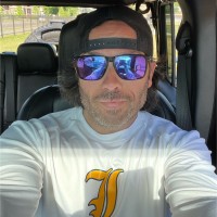 Dr. Kurt Schuett