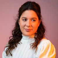 Louise Caron