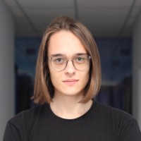 Leanid V.