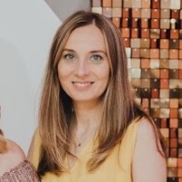 Andreea V.