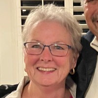 Elaine Swatniki