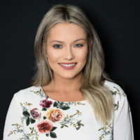 Lindsay Hall