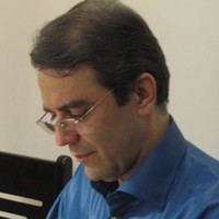 Dr. Arash Deljou