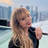 Eszter Csullog