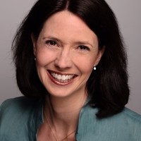 Fiona Pearse     FAICD FCPA B.Ec.