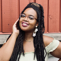 Jennelle Liscombe
