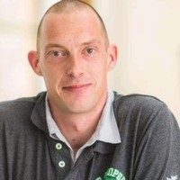 Dan L.
