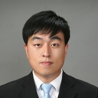 김일진